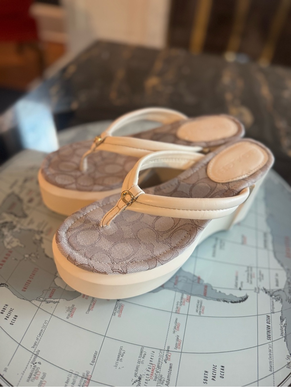 Coach Frankie Flip Flops in Signature Jacquard Chunky White Platform Wedge 7